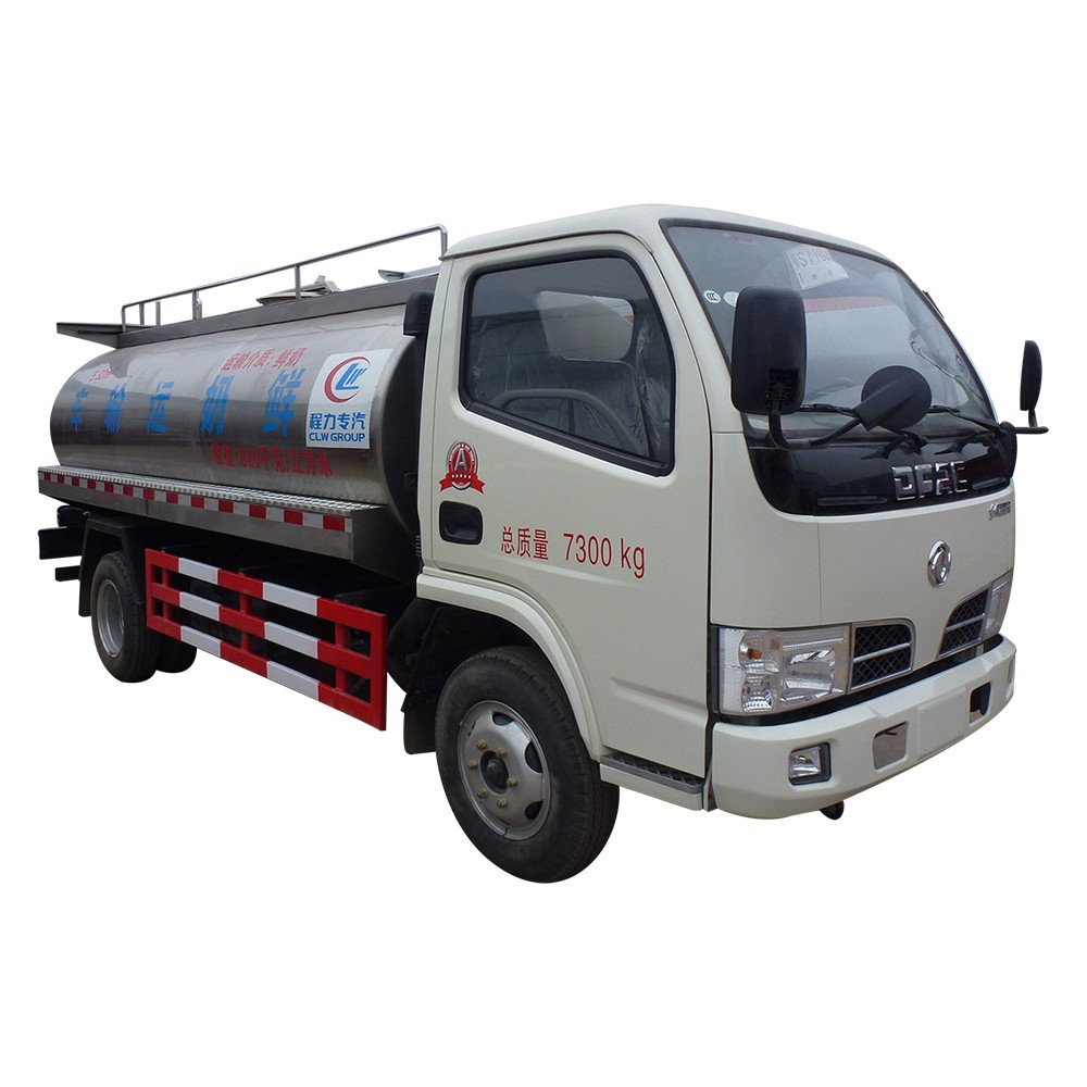 Caminhão tanque de alimentos líquidos Dongfeng 5 Cbm
